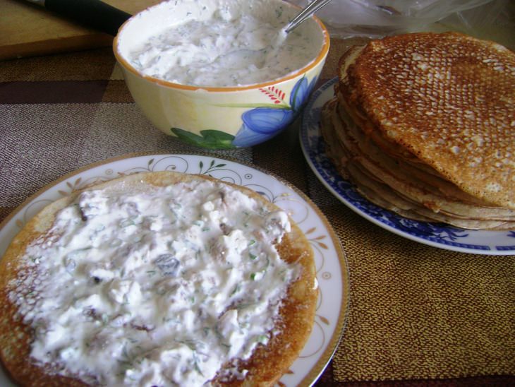 Картофельные блинчики с селедочным кремом.