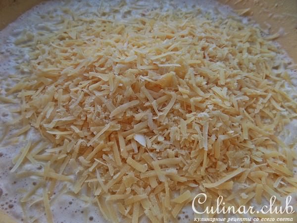 Сырные блины с мясным припёком