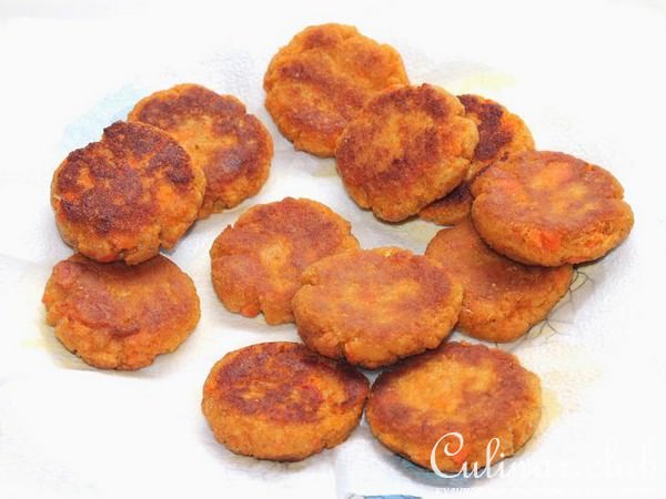 Крутоны морковные