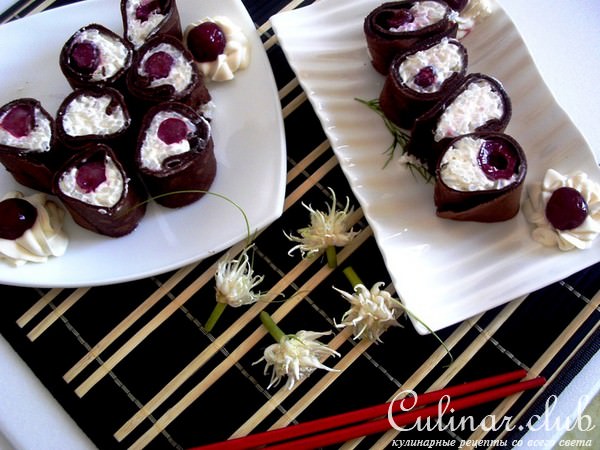 Роллы блинные «Цветок сакуры».