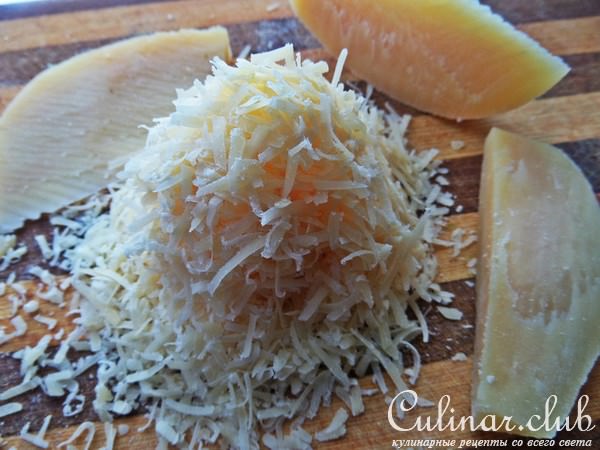 Сырные блины с мясным припёком