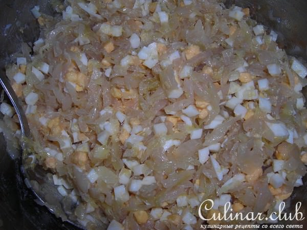Блинчики с начинкой из капусты и яиц
