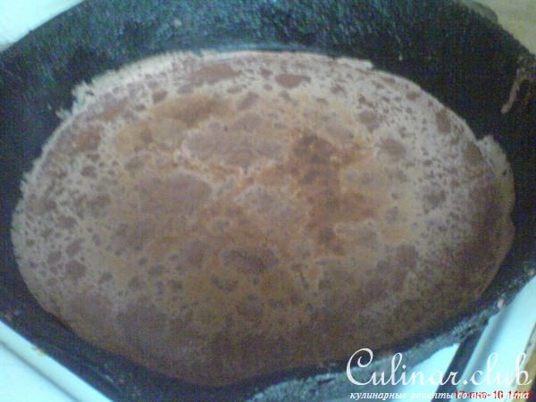 Шоколадные блинчики с нежным соусом