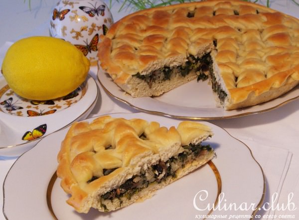 Пирог со шпинатом, рисом, грибами 