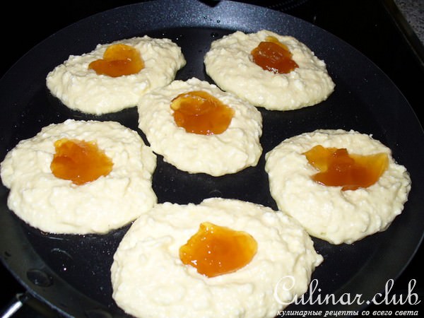 Сырники с начинкой ( мой вариант)