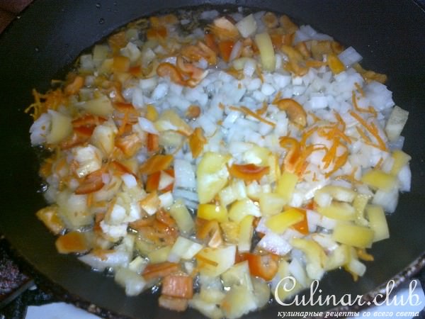 Рис с мясом и овощами.