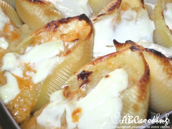 Ракушки фаршированные картофельно-сырной массой