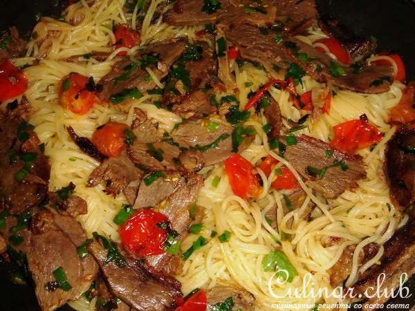 Спагетти с помидорами(и не только)