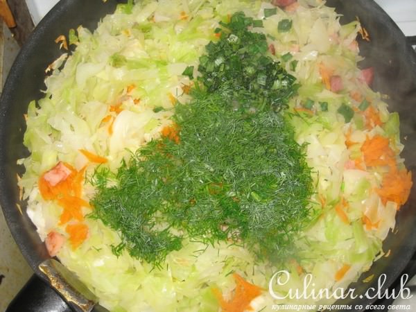 Солянка по-деревенски со сметаной.