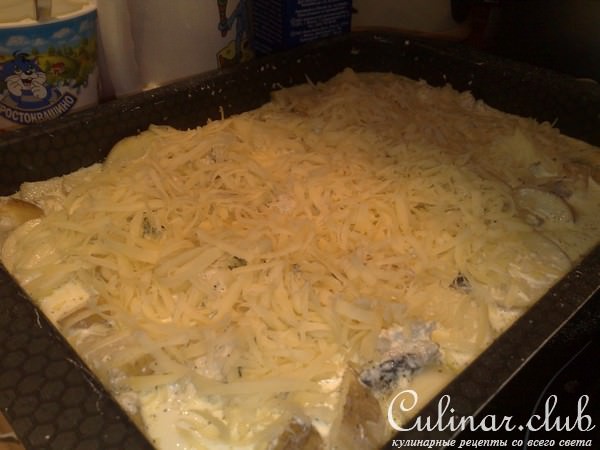 Картошка в мундире с курицей и грибами
