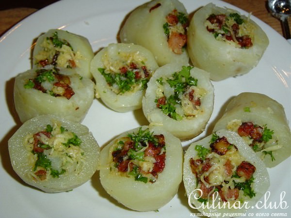 Картофель с начинкой