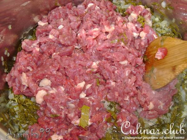 Плов с виноградными листьями