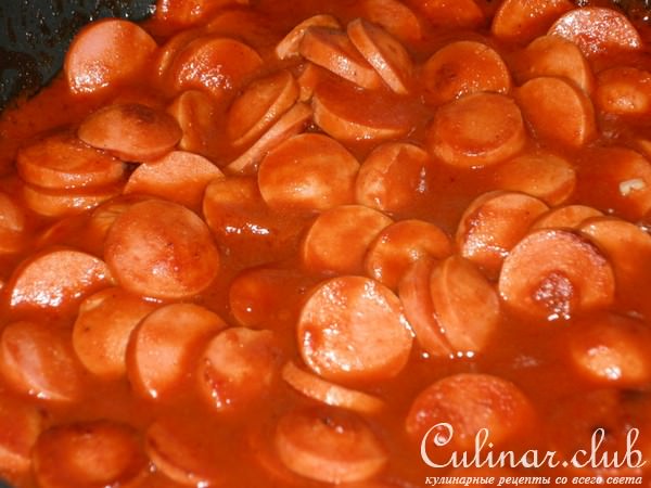 Печеный картофель с сосисками