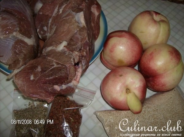 Индейка с нектаринами