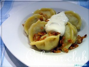 Вареники из заварного теста с квашеной капустой и печенью