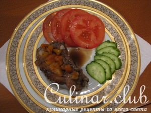 Свиная корейка запеченная с травами и курагой