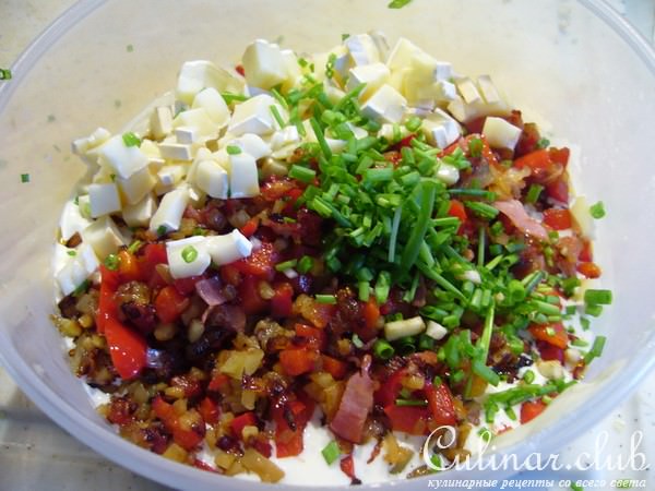 Печеная картошка и дипы к ней