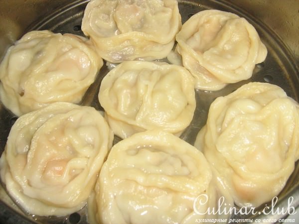 Манты с баранинкой и тыквой.