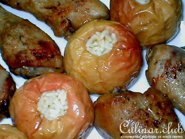 КУРИНЫЕ НОЖКИ С ПЕЧЕНЫМИ ЯБЛОКАМИ