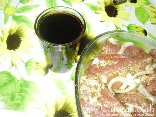 мясо запеченное с вином
