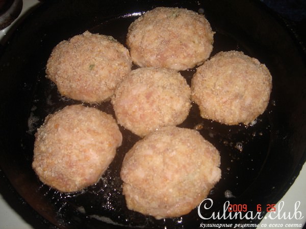 Котлетки с начинкой из шпината