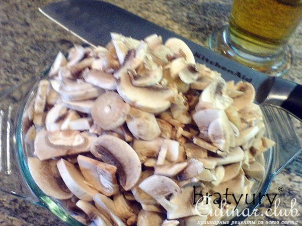 Pizza Hawaii con funghi