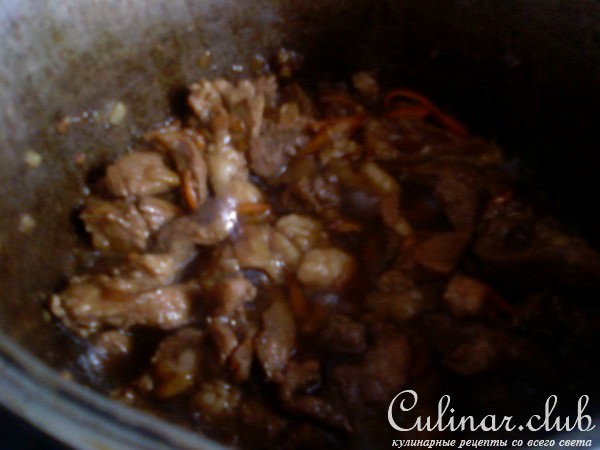 Не лагман, но и не рамэн...Пусть будет лагманная лапша с мясом и с претензией.