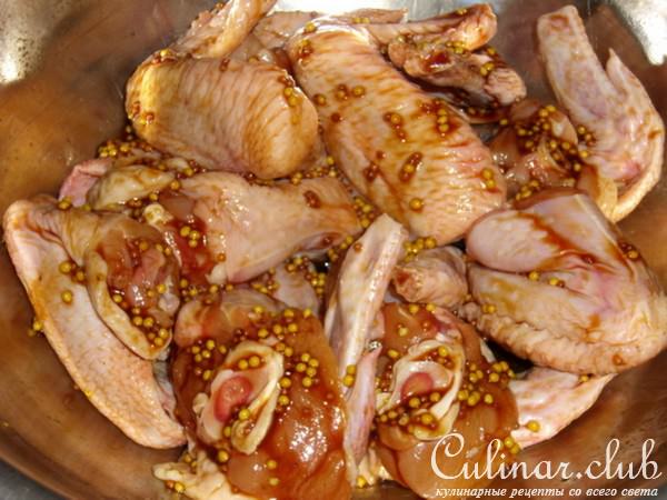 Куриные крылышки в духовке с картофелем 