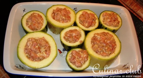 Кабачки фаршированные