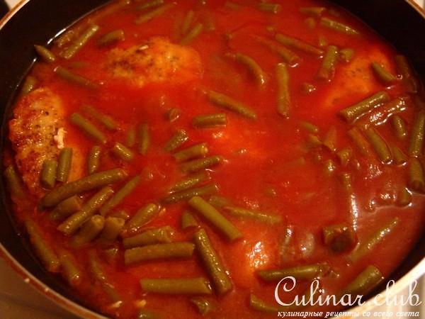 Курица с томатным соусом к пасте