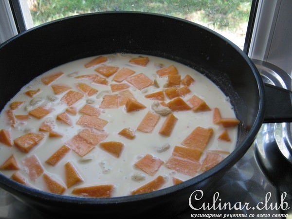 Пшённая каша с тыквой,сухофруктами и орехами.