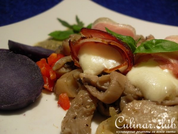 Вешенки в соусе из бузины с трюфельным картофелем