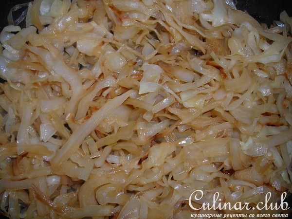 Капуста тушеная по деревенски (с грибами и яйцом)