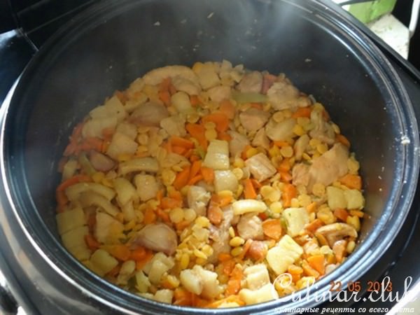 Горох с мясным ассорти в мультиварке