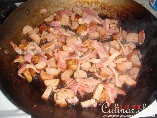Макароны феттучини (fettuccine) с беконом и грибами