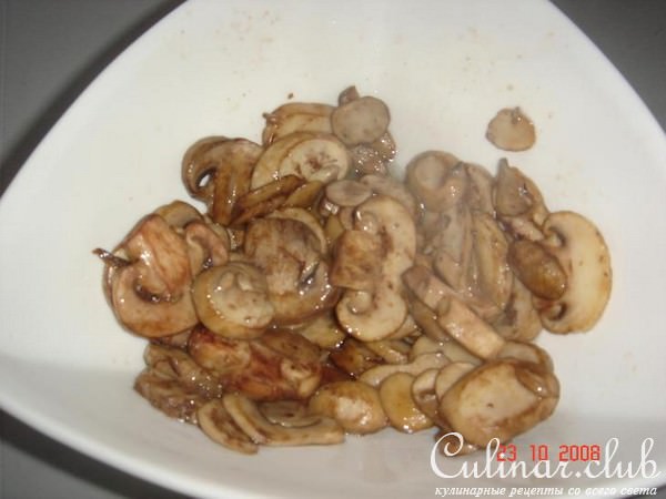 Макароны феттучини (fettuccine) с беконом и грибами
