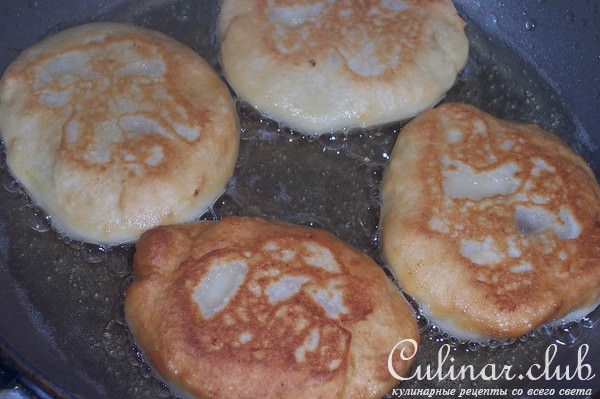 Сырники дрожжевые с сыра Ricotta.