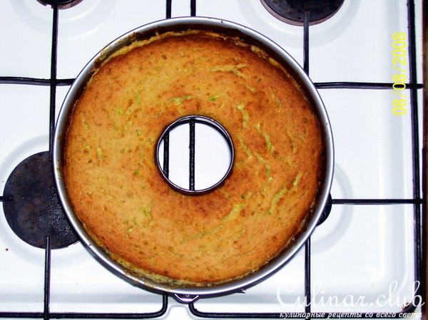 Кабачковый пирог с индейкой