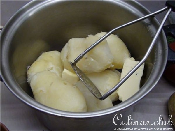 Картофельная запеканка с мясным фаршем.