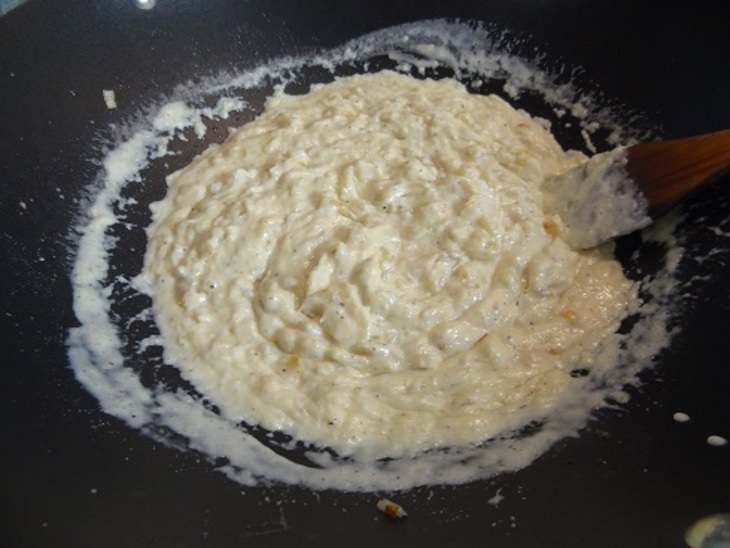 " Жульен с Омарами, Грибами и Ромом "