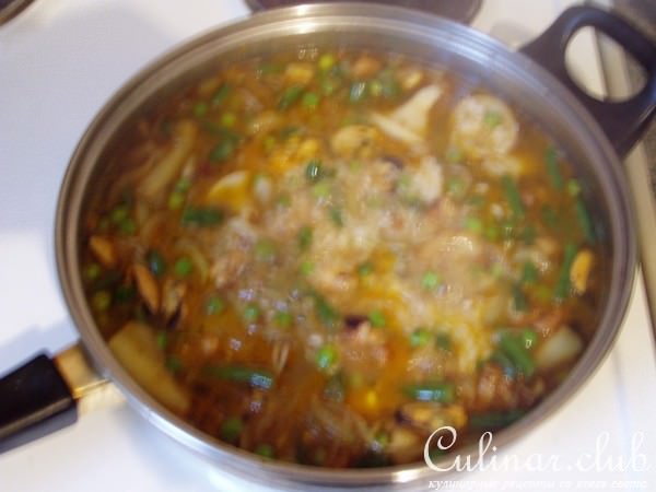 Паэлья с морепродуктами (очень быстрый рецепт)