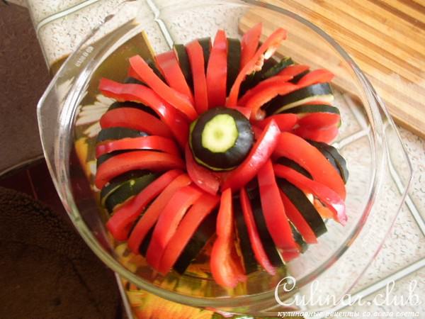 Свиные кармашки с пикантной начинкой под вкусным соусом. 