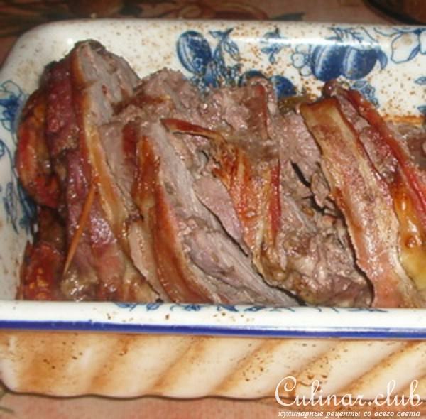 Говядина с начинкой запеченая