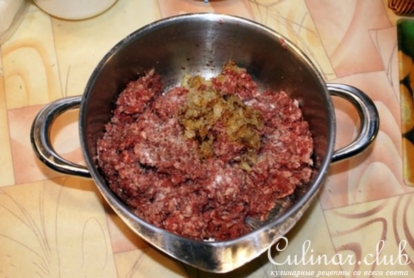 Мясные тефтели под клюквенным соусом