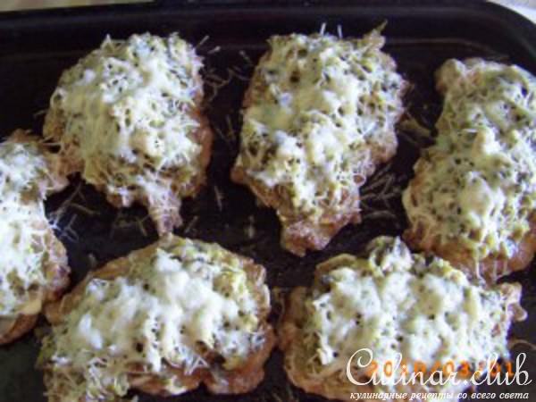 Мясо в "грибной шапке"