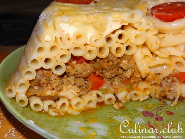 Макаронный пирог с начинкой