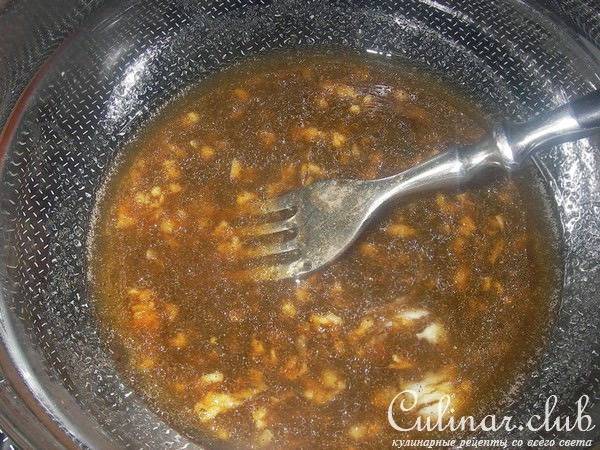 Свинина, запеченная с ананасами и помидорами черри