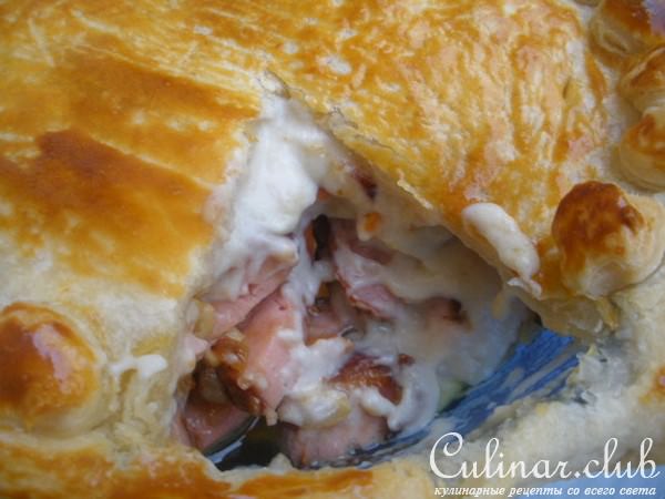 Мясной пай от хозяйки ресторана на набережной 