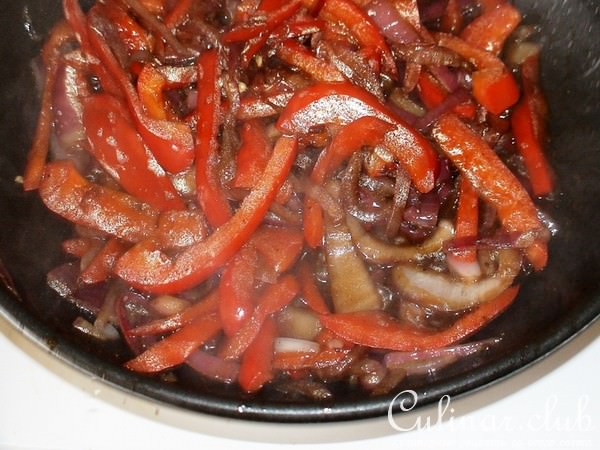 Свиная отбивная с кисло сладким перцем