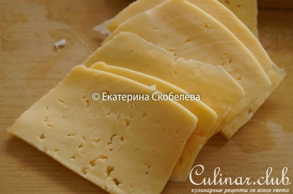 Фламенкины с начинкой из сыра, яиц и зеленого лука